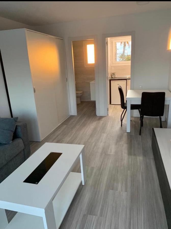 Estudio En Primera Línea De Mar * Roquetas de Mar