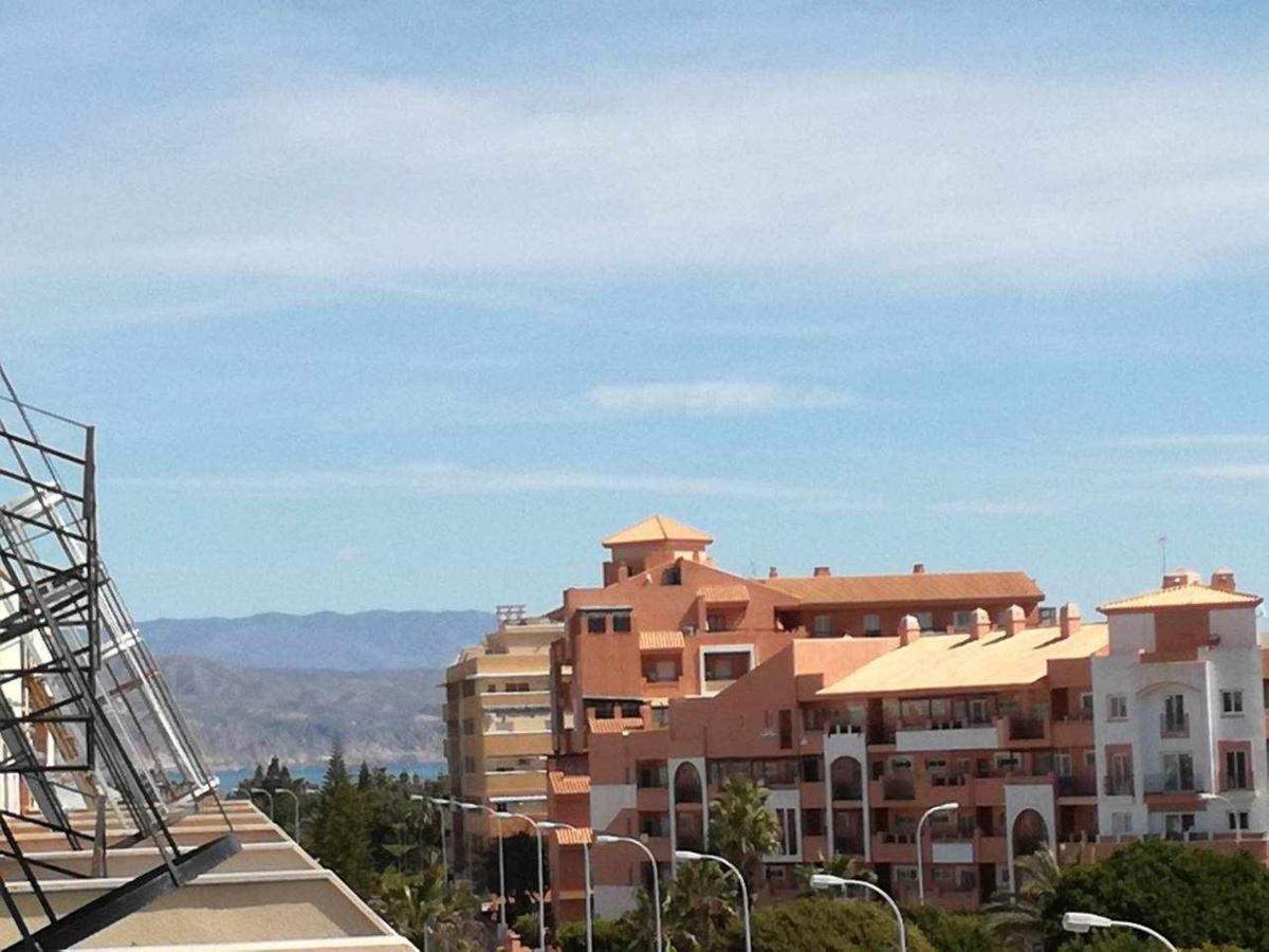 ático Con Solárium Wifi Y Piscina Apartamento *