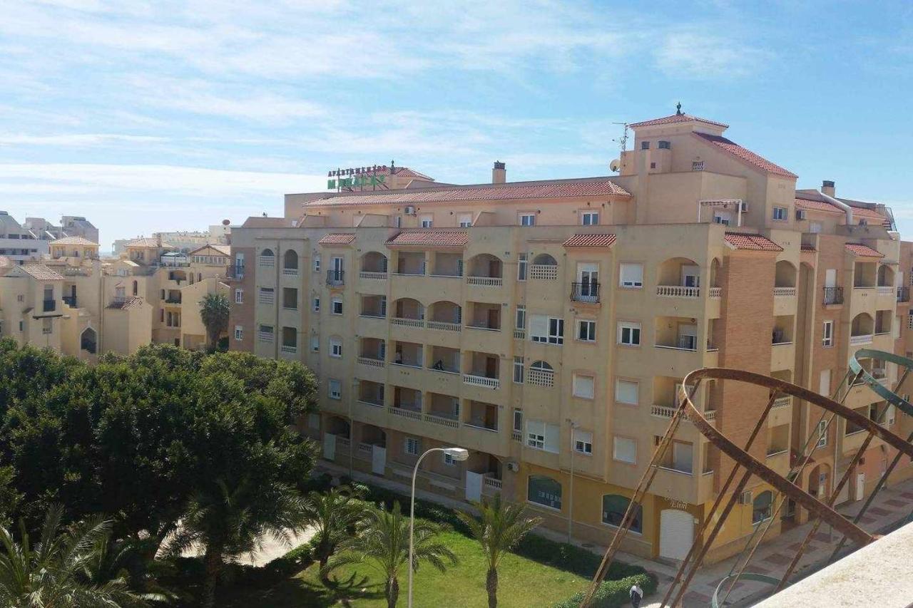 ático Con Solárium Wifi Y Piscina * Roquetas de Mar