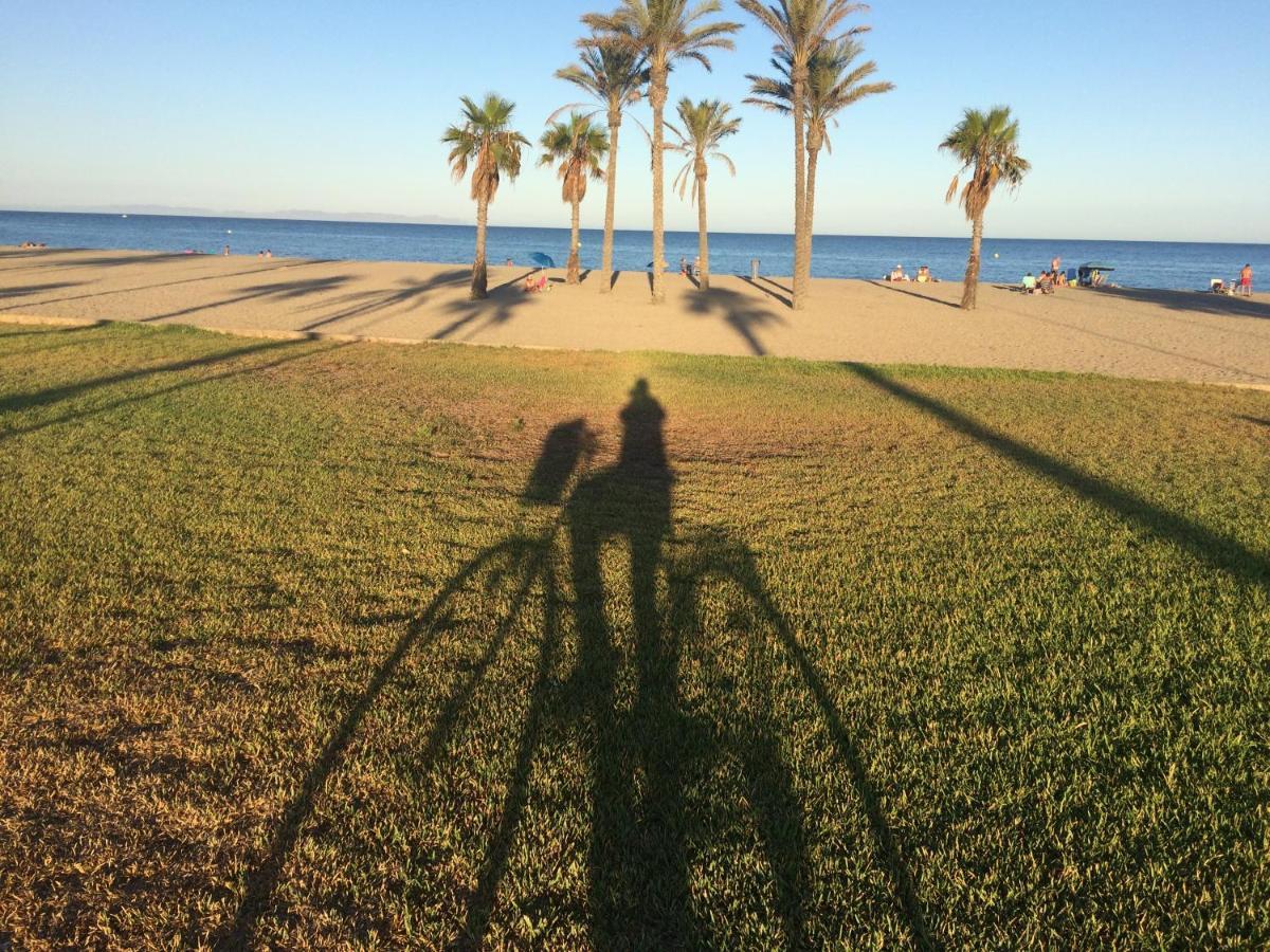 Doble 4 Linea Playa 2 Opciones 1 Con Bano Privado Y Otra Con Bano Compartido Roquetas de Mar