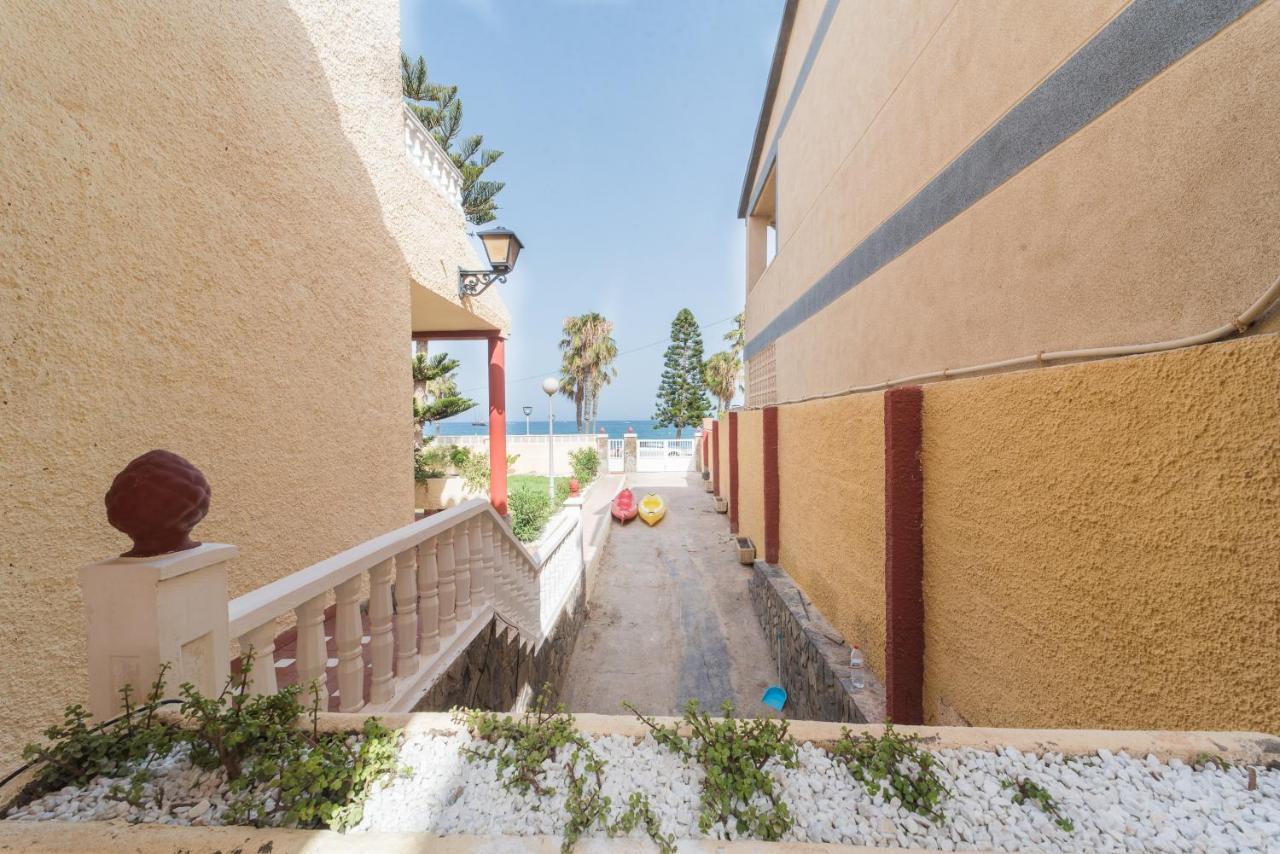 Сasa de vacaciones Expoholidays-chalet Bahari Primera Linea De Playa Roquetas de Mar