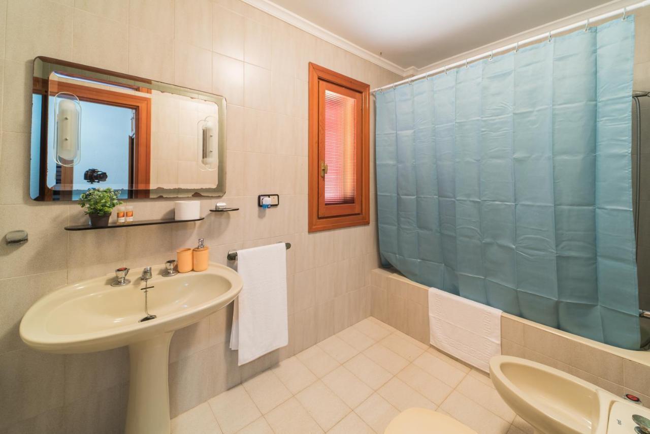 Сasa de vacaciones Expoholidays-chalet Bahari Primera Linea De Playa Roquetas de Mar