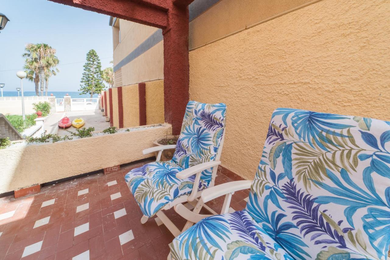 Сasa de vacaciones Expoholidays-chalet Bahari Primera Linea De Playa Roquetas de Mar