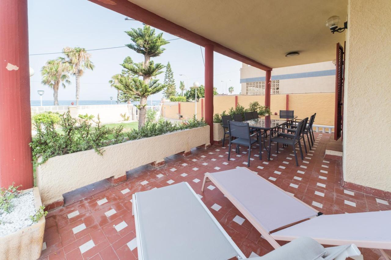 Expoholidays-chalet Bahari Primera Linea De Playa * Roquetas de Mar