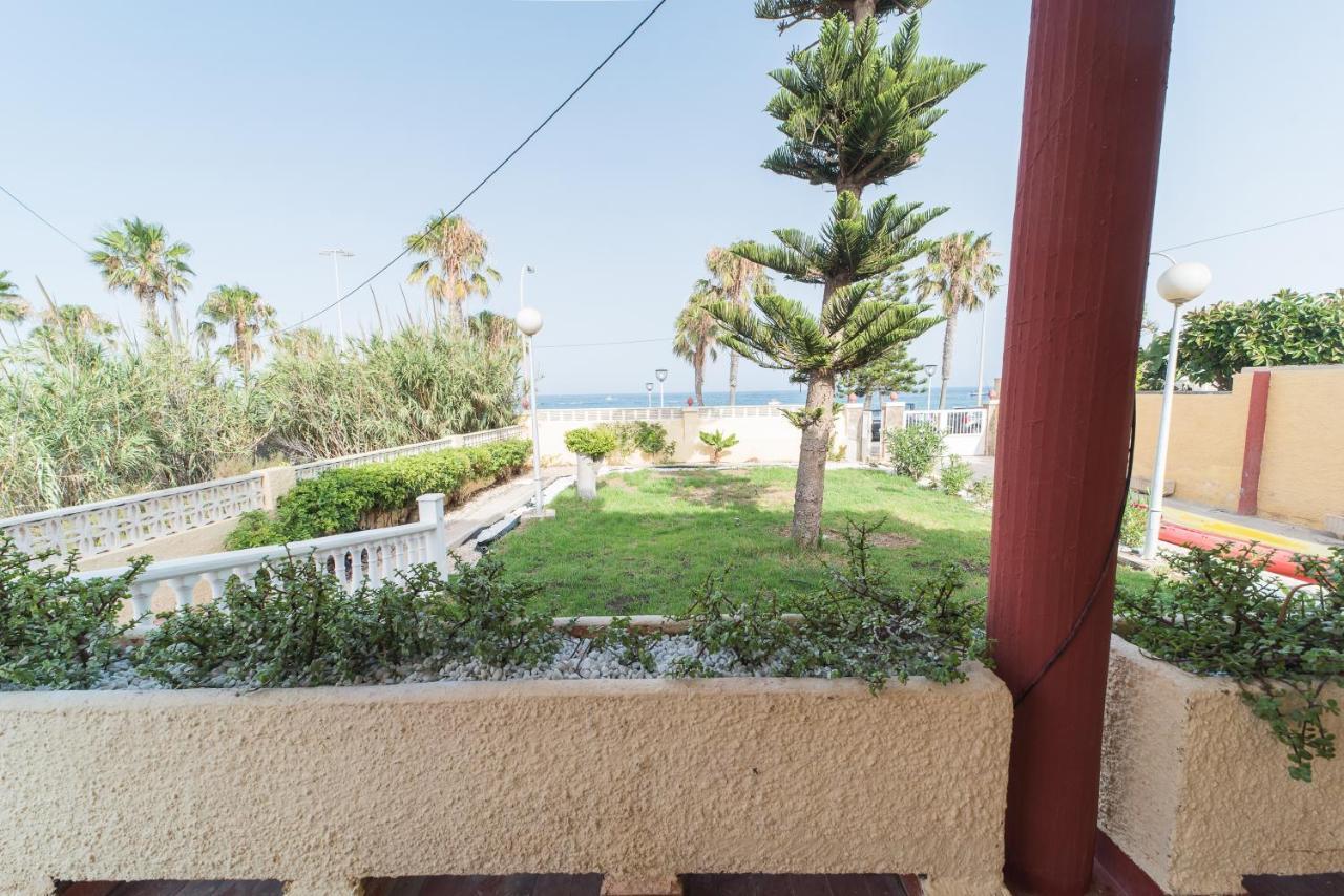 Expoholidays-chalet Bahari Primera Linea De Playa Сasa de vacaciones Roquetas de Mar