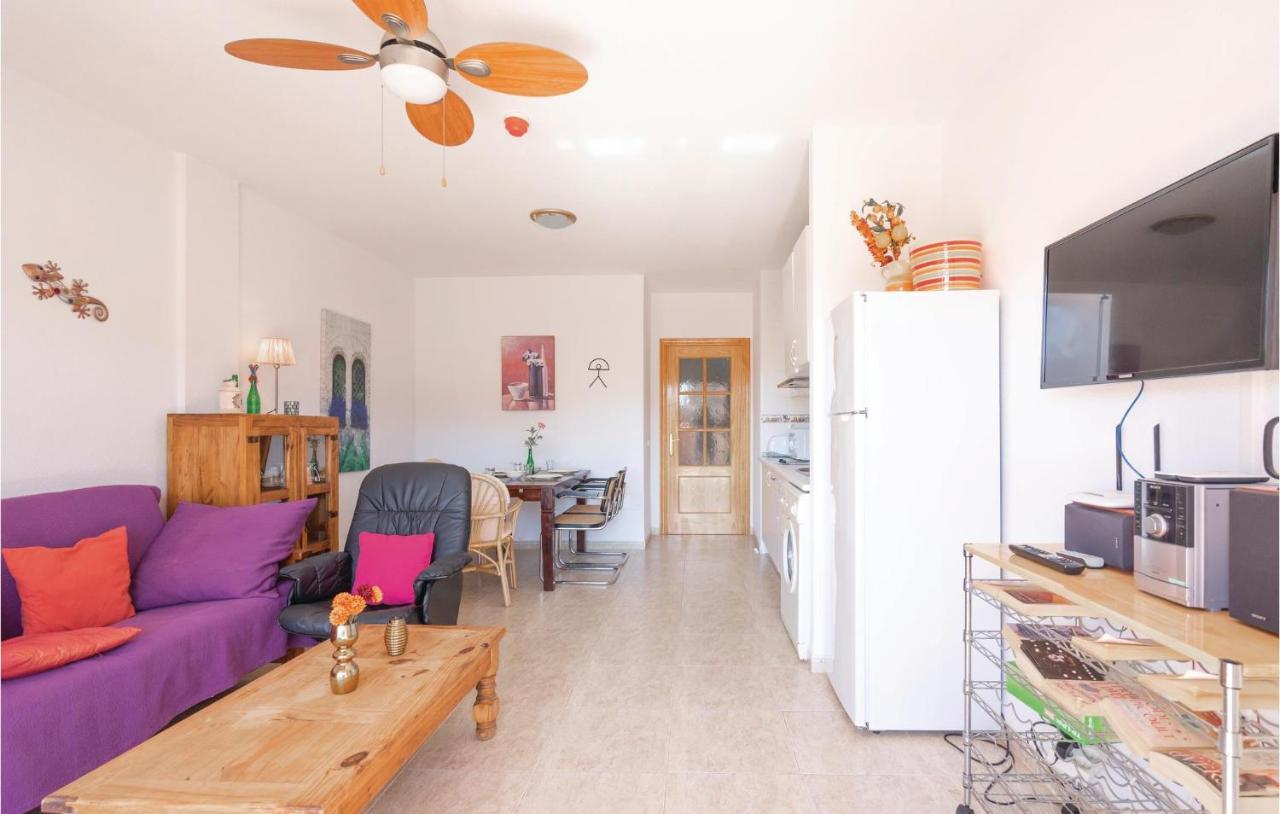 Beautiful In With 1 Bedrooms, Wifi And Outdoor Swimming Pool Apartamento