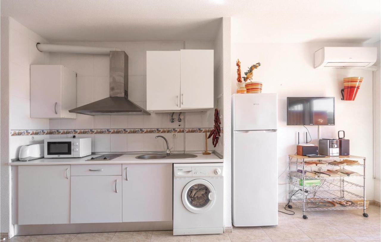 Beautiful In With 1 Bedrooms, Wifi And Outdoor Swimming Pool Apartamento