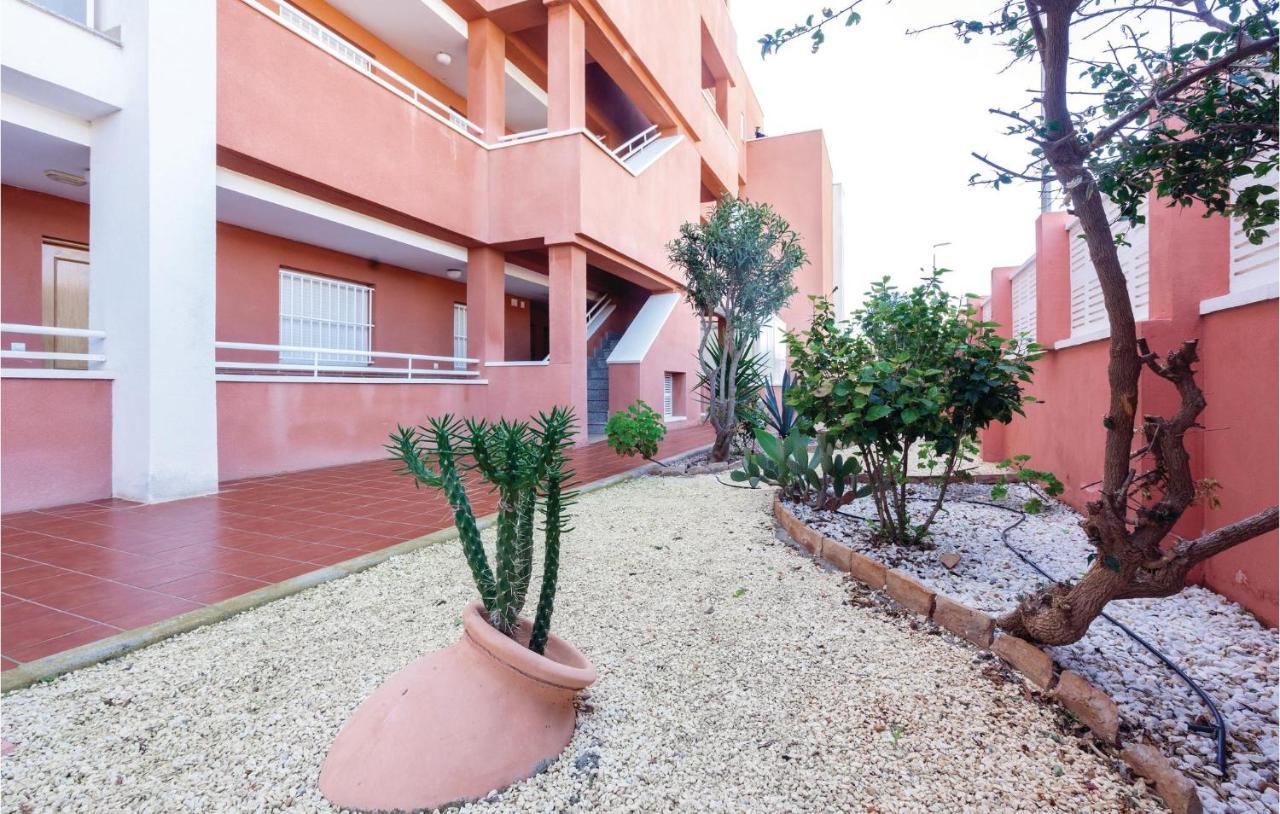 Apartamento Beautiful In With 1 Bedrooms, Wifi And Outdoor Swimming Pool *