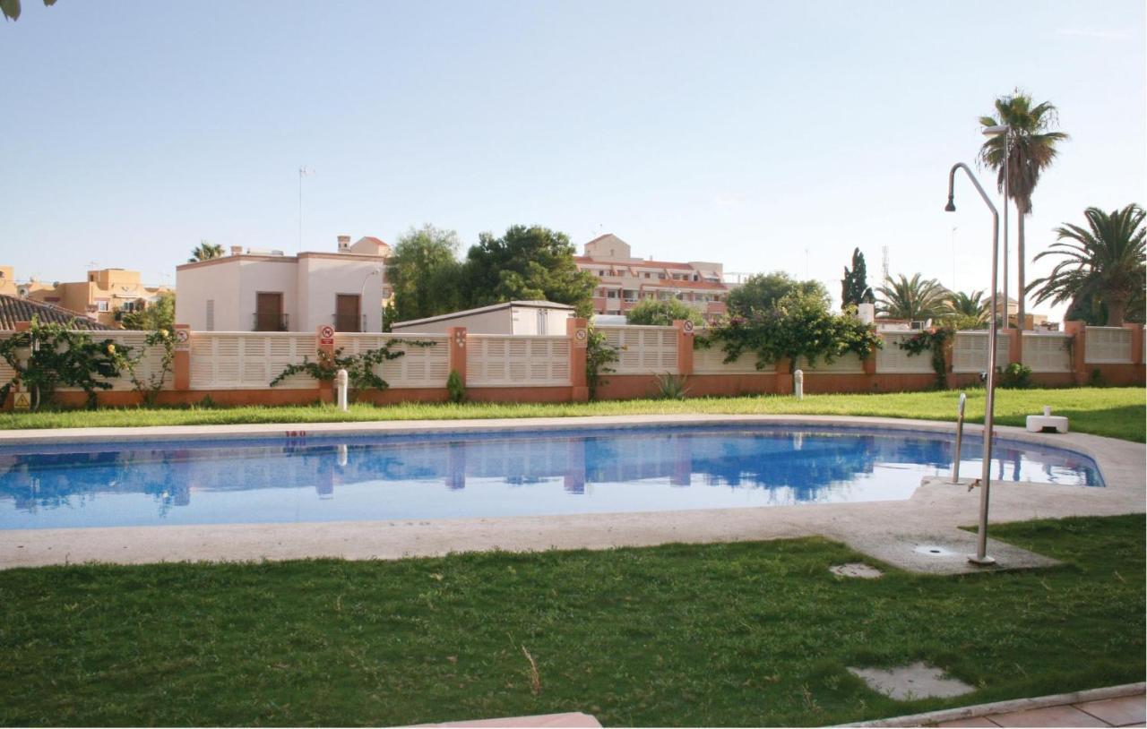 Apartamento Beautiful In With 1 Bedrooms, Wifi And Outdoor Swimming Pool Roquetas de Mar