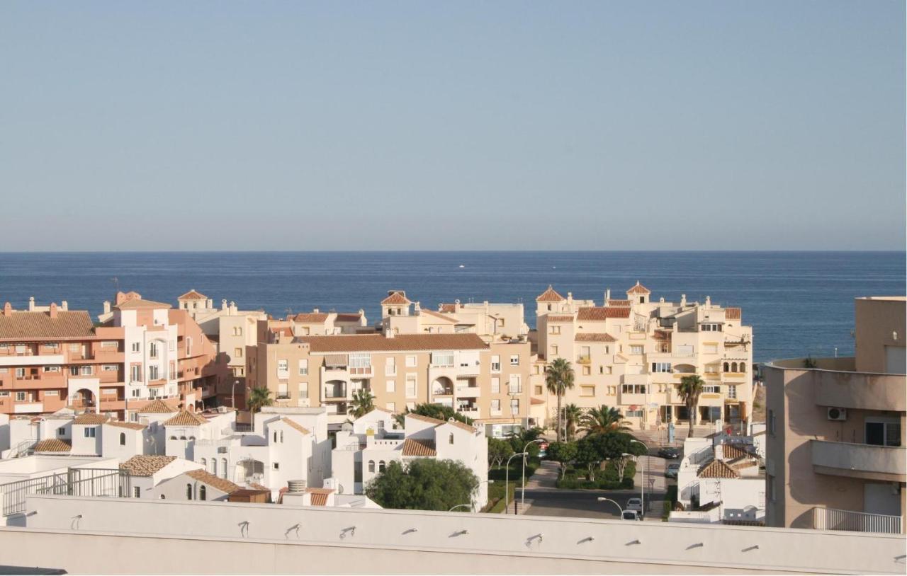 Beautiful In With 1 Bedrooms, Wifi And Outdoor Swimming Pool Apartamento