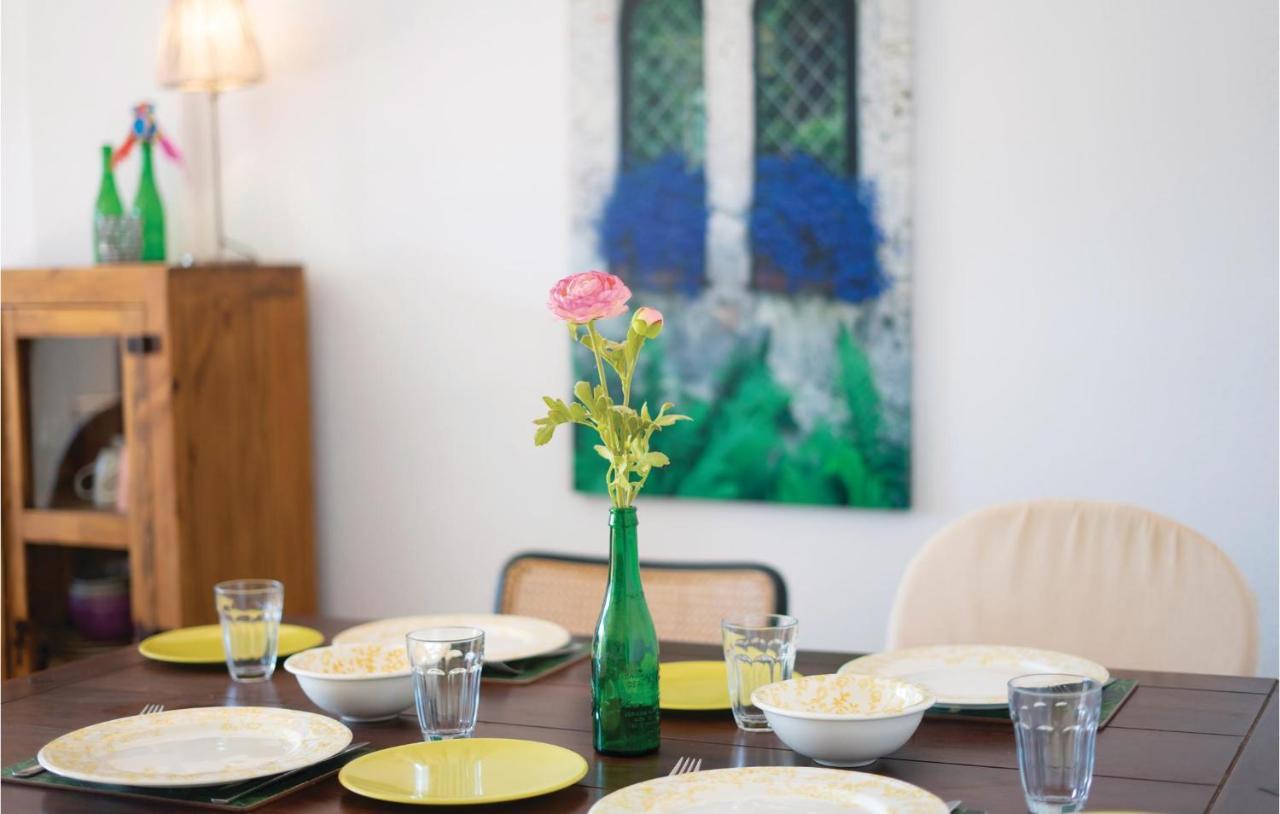 Beautiful In With 1 Bedrooms, Wifi And Outdoor Swimming Pool Apartamento