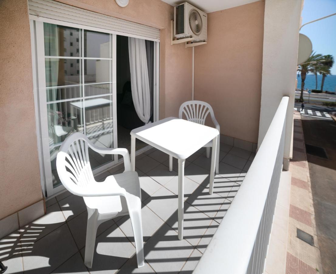 Con Piscina Y Terraza A 50 Metros De La Playa Roquetas de Mar