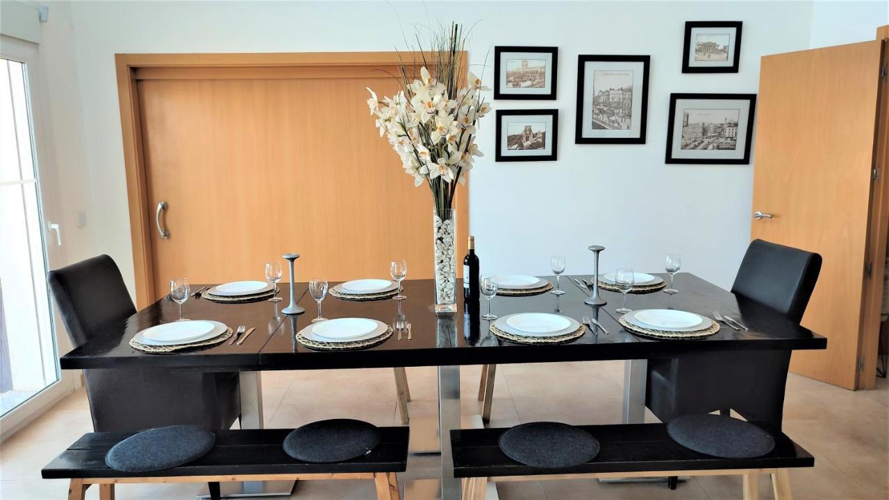5 Bedrooms Private House 300m From Chalet *