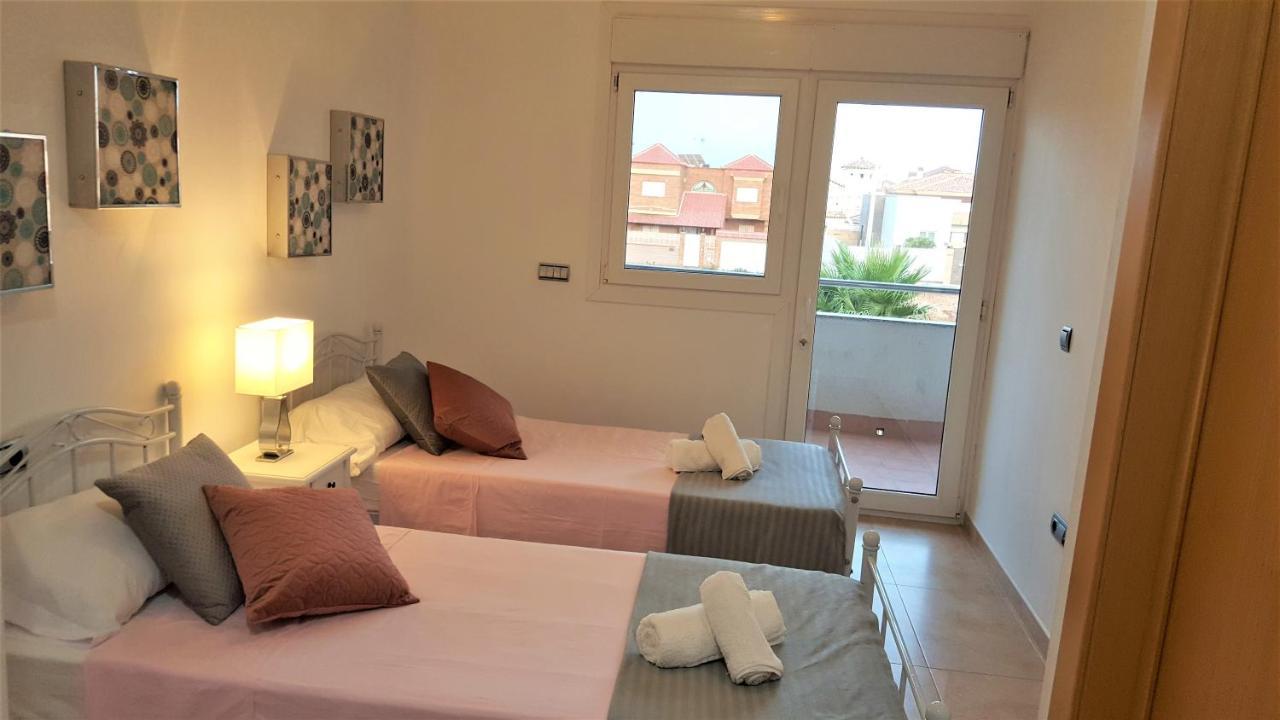 5 Bedrooms Private House 300m From Chalet