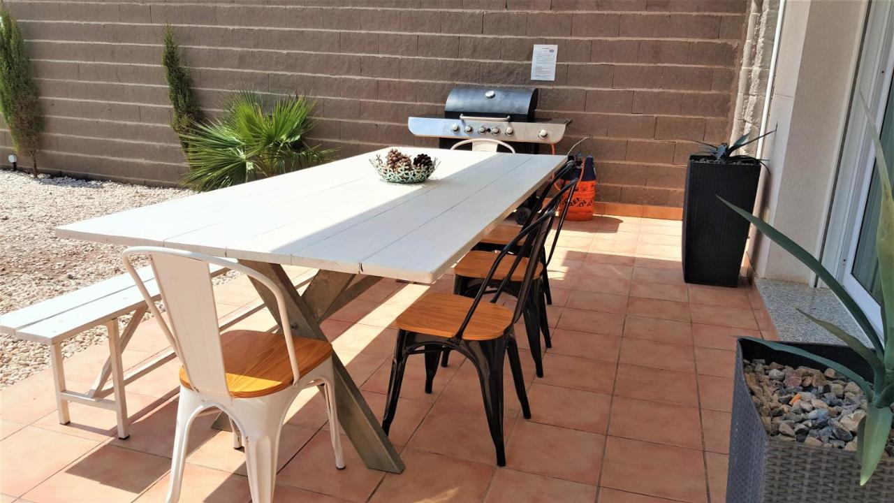 5 Bedrooms Private House 300m From Chalet Roquetas de Mar