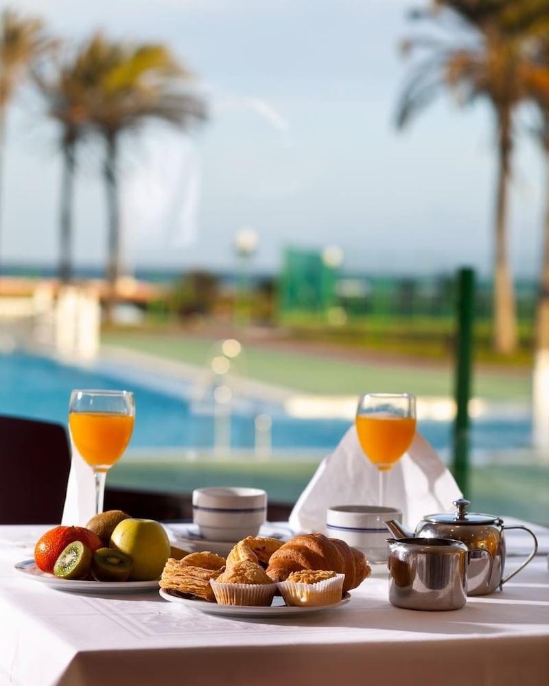 Resort Evenia Zoraida Garden 4*
