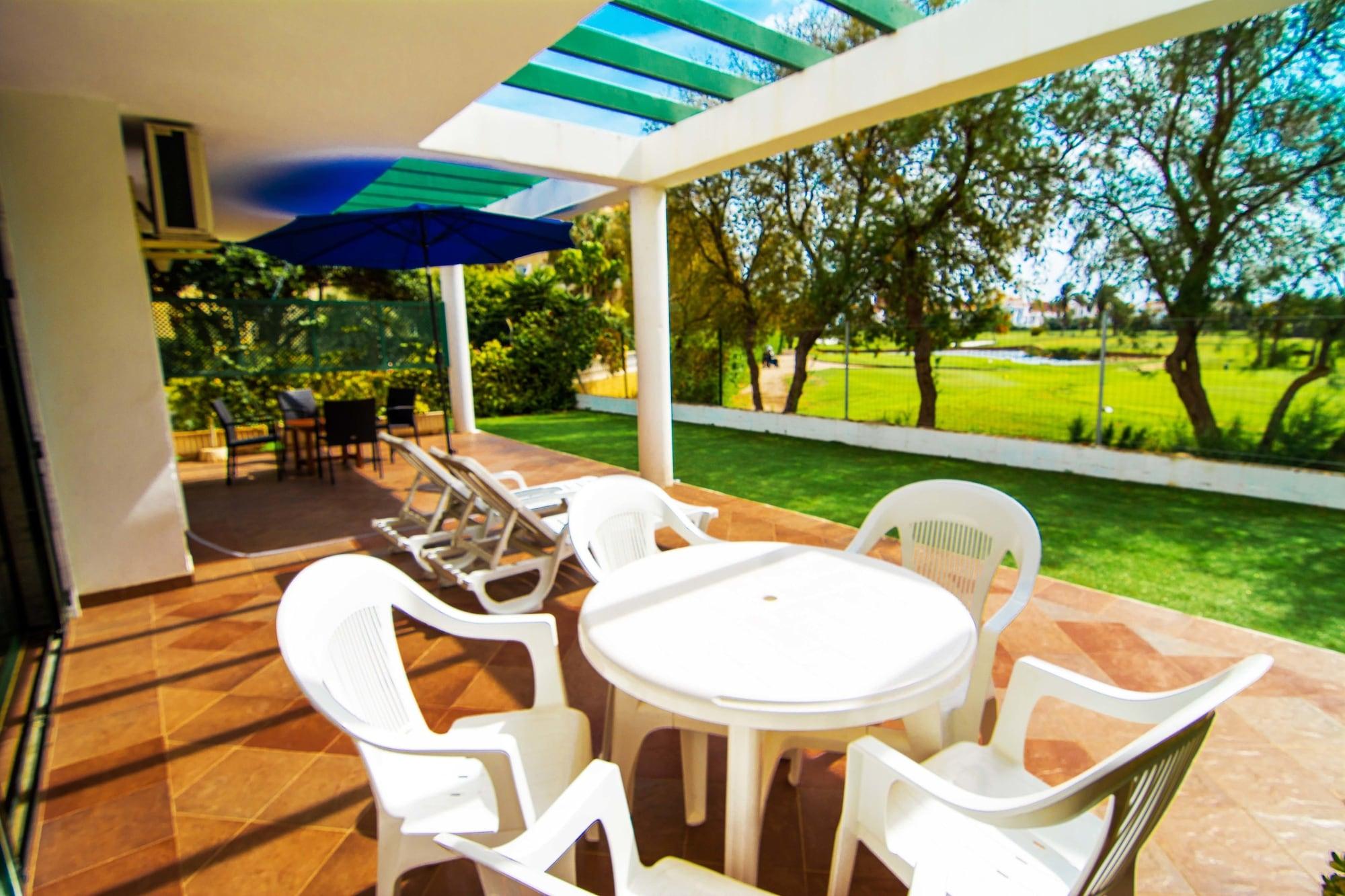 Roquetas And Playa Serena Golf *