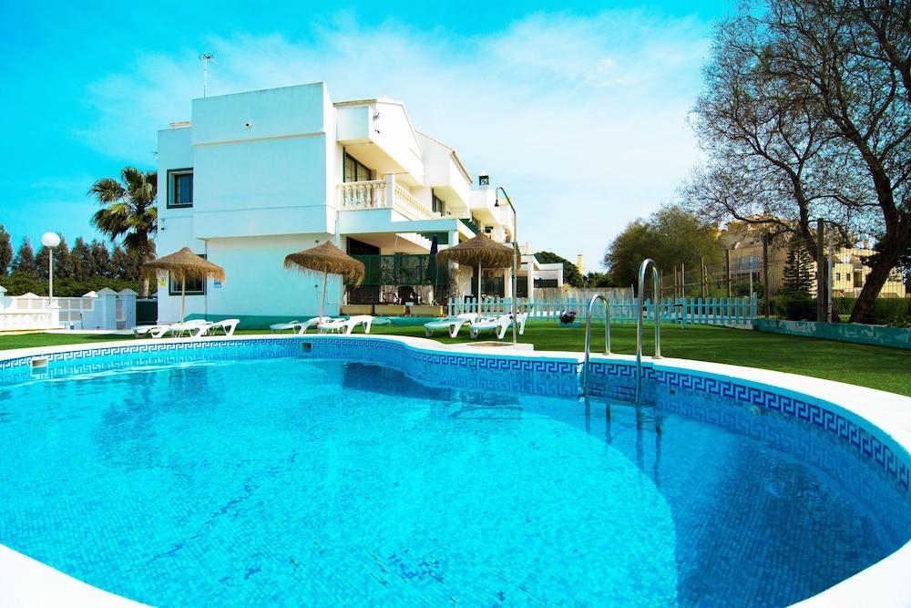 Roquetas And Playa Serena Golf *