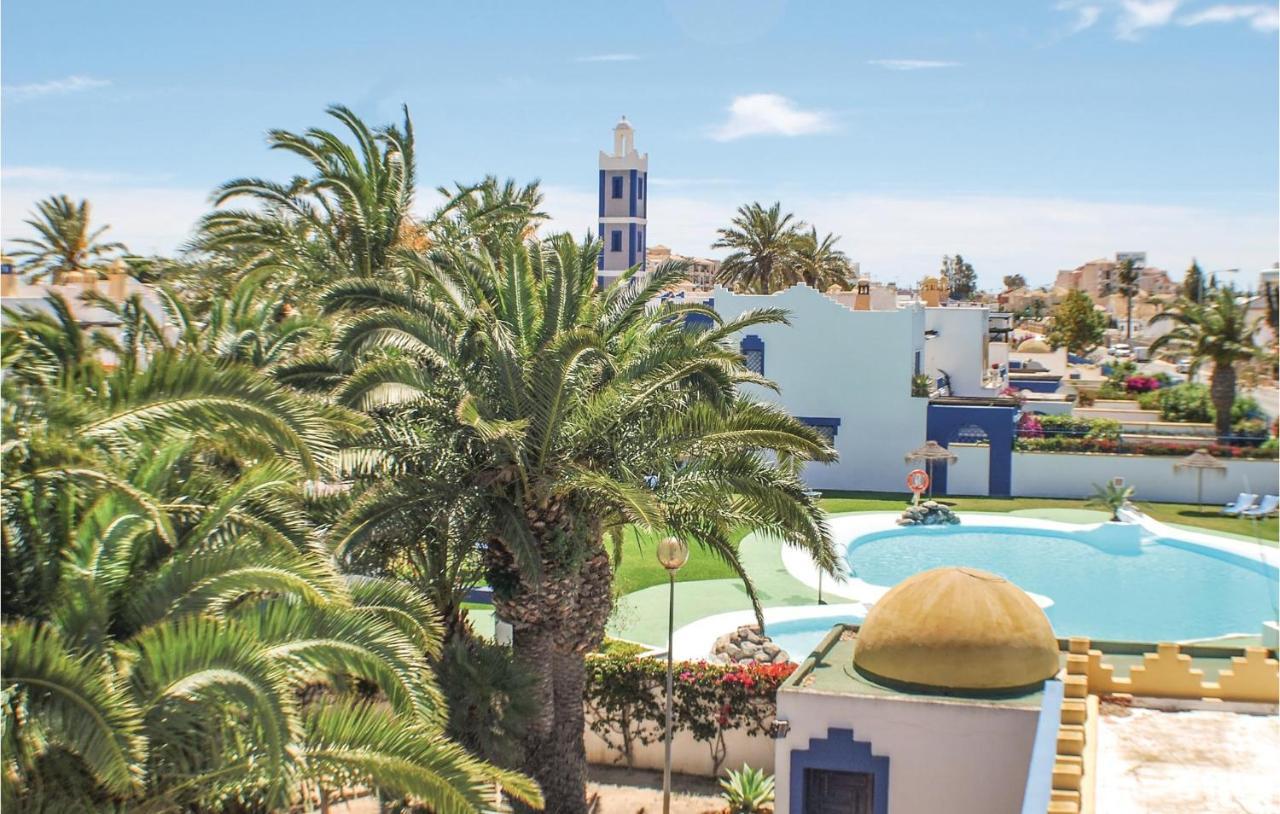 Amazing In With 1 Bedrooms, Wifi And Outdoor Swimming Pool *