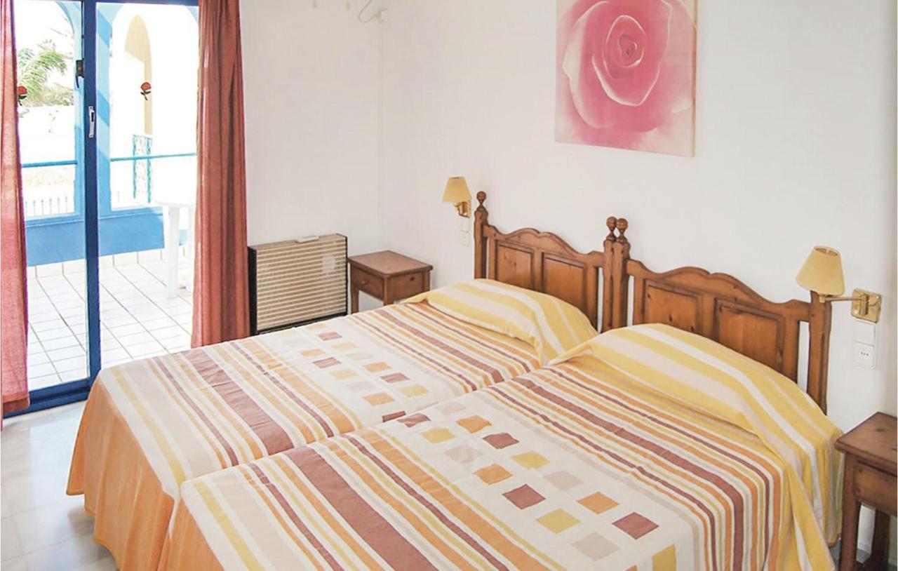 Amazing In With 1 Bedrooms, Wifi And Outdoor Swimming Pool * Roquetas de Mar