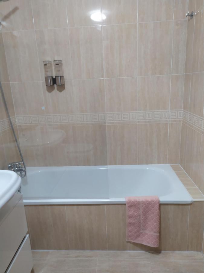 Leyaros Apartment *
