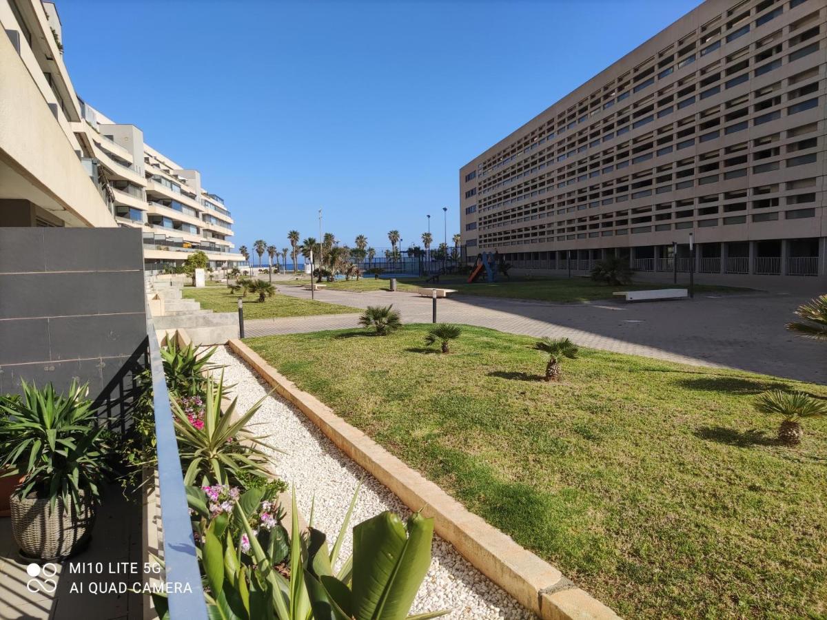 Apartamento De Lujo En Primera Linea Playa, Piscina, Tenis, Padel, Gimnasio, Wifi, Garaje