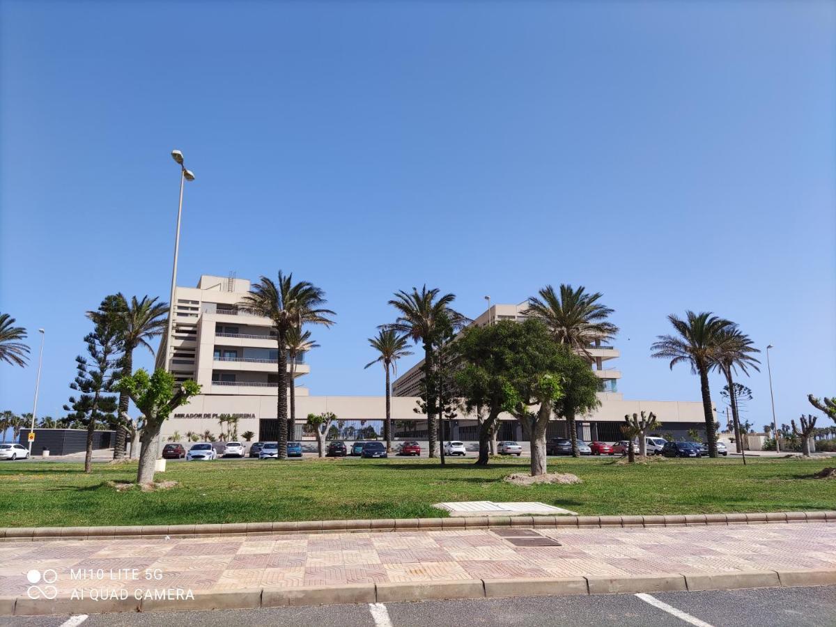 Apartamento Apartamento De Lujo En Primera Linea Playa, Piscina, Tenis, Padel, Gimnasio, Wifi, Garaje