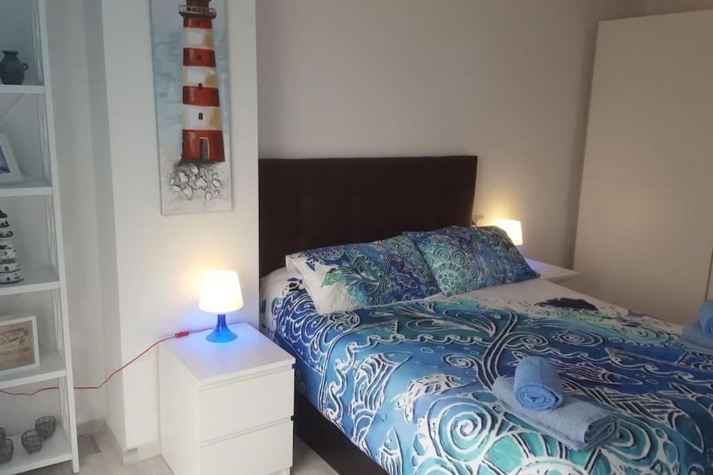 ático 4 Dormitorios Cerca De La Playa Con Gran Terraza Y 2 Parkings Apartamento Roquetas de Mar
