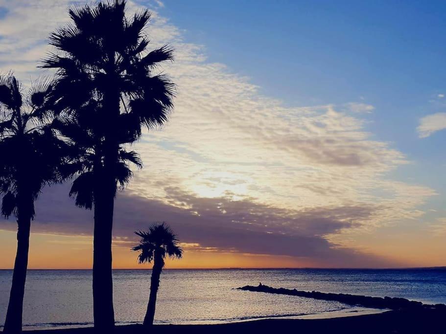 ático 4 Dormitorios Cerca De La Playa Con Gran Terraza Y 2 Parkings Apartamento