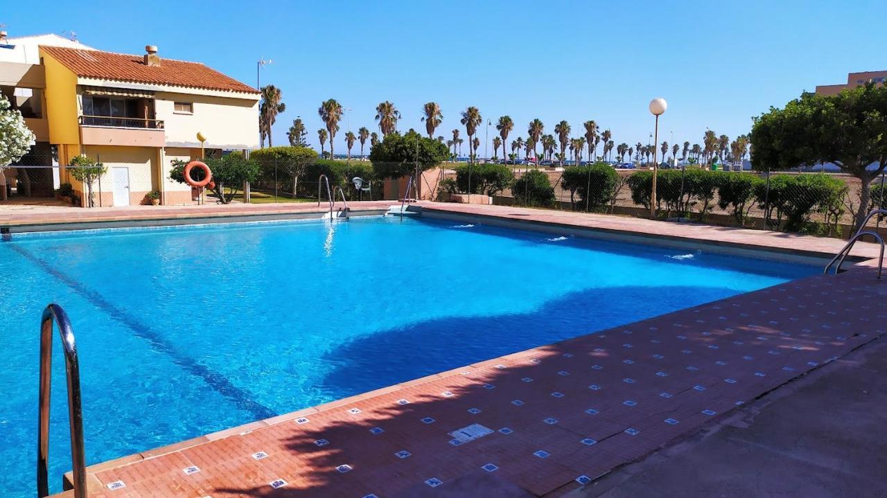 Apartamento Coqueto Con Terraza En La Playa