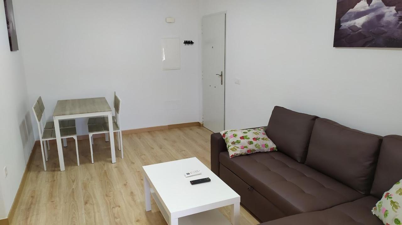 Coqueto Con Terraza En La Playa Apartamento