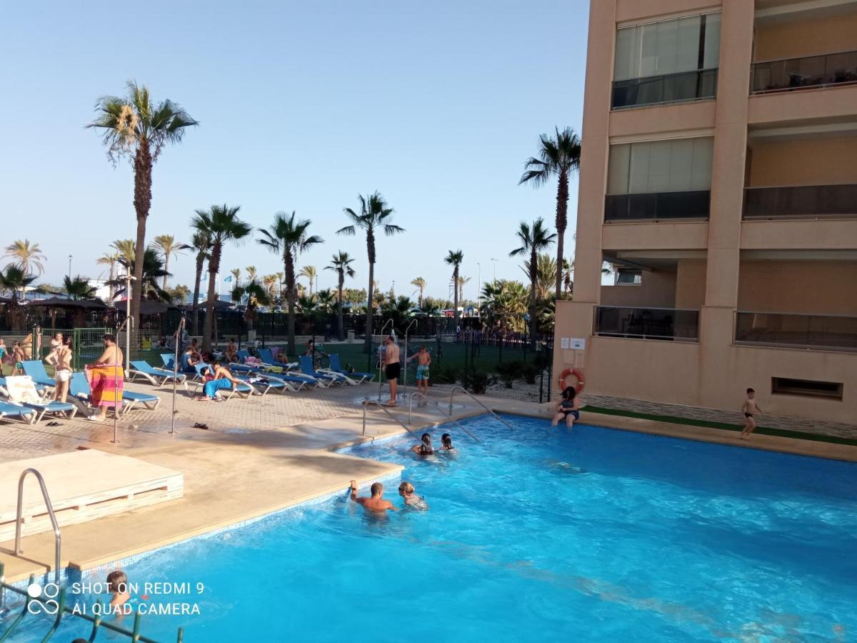 Apartamento Mar Y Sal, A Pie De Playa. Vacaciones En *