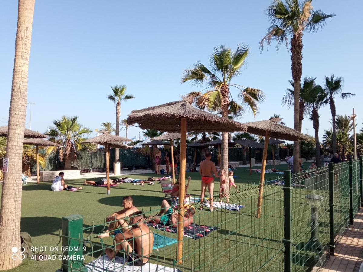 Mar Y Sal, A Pie De Playa. Vacaciones En