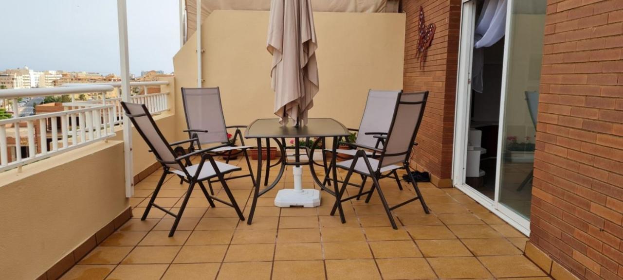 Apartamento Precioso Atico Con Vistas Al Mar