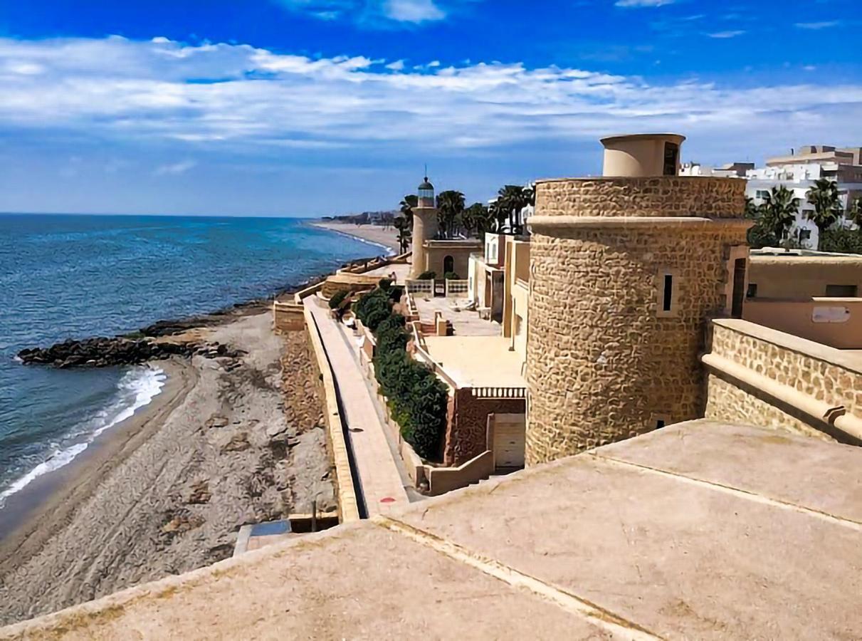 Large Private Pool And Garden Near * Roquetas de Mar