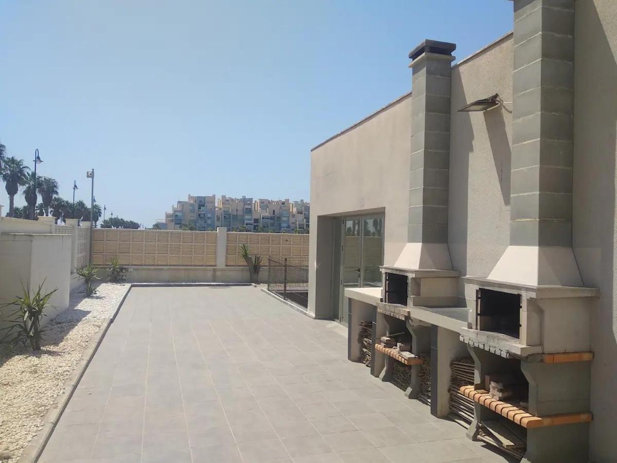 Primera Linea De Playa Serena Apartamento