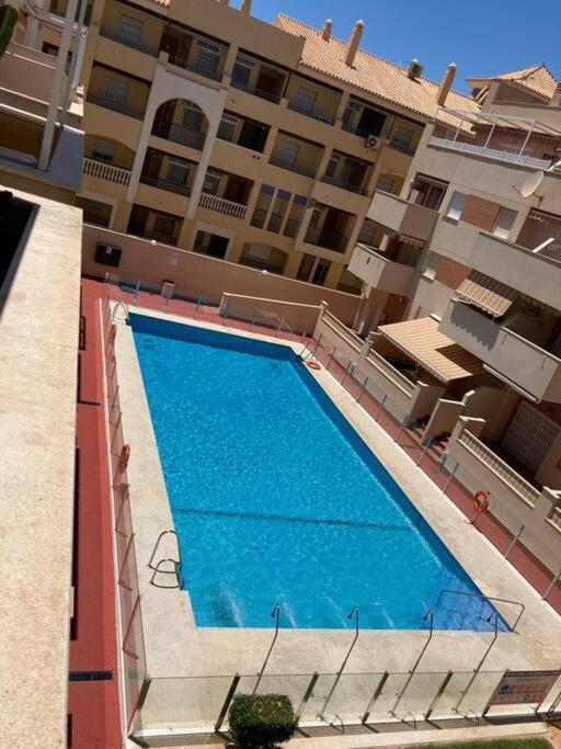 Coqueto Y Acogedor Apartamento Con Piscina Apartamento