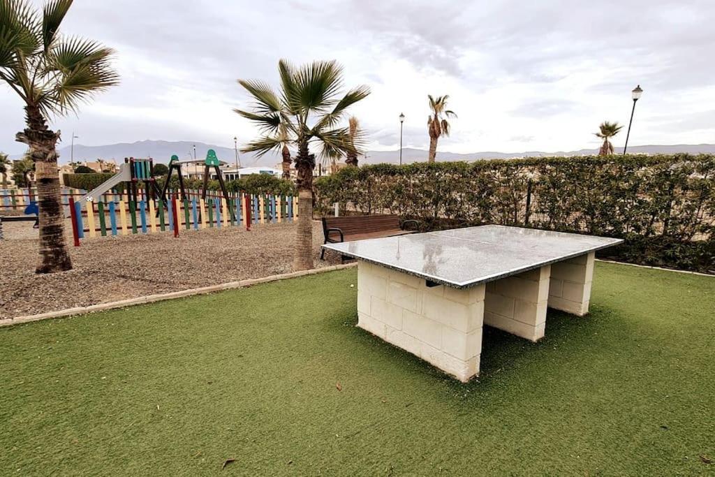 Atico Parque Salinas Beachfront *