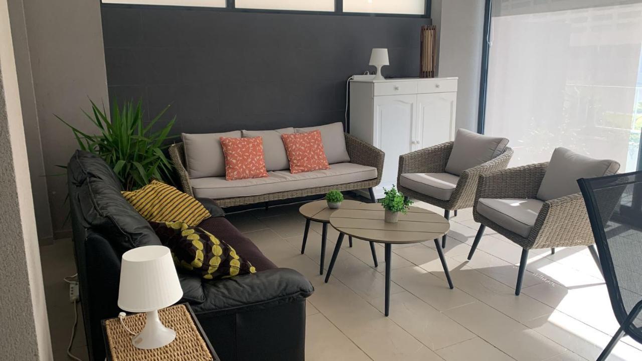 Apartamento De Lujo En Primera Linea Playa, Piscina, Tenis, Padel, Gimnasio, Wifi, Garaje Apartamento