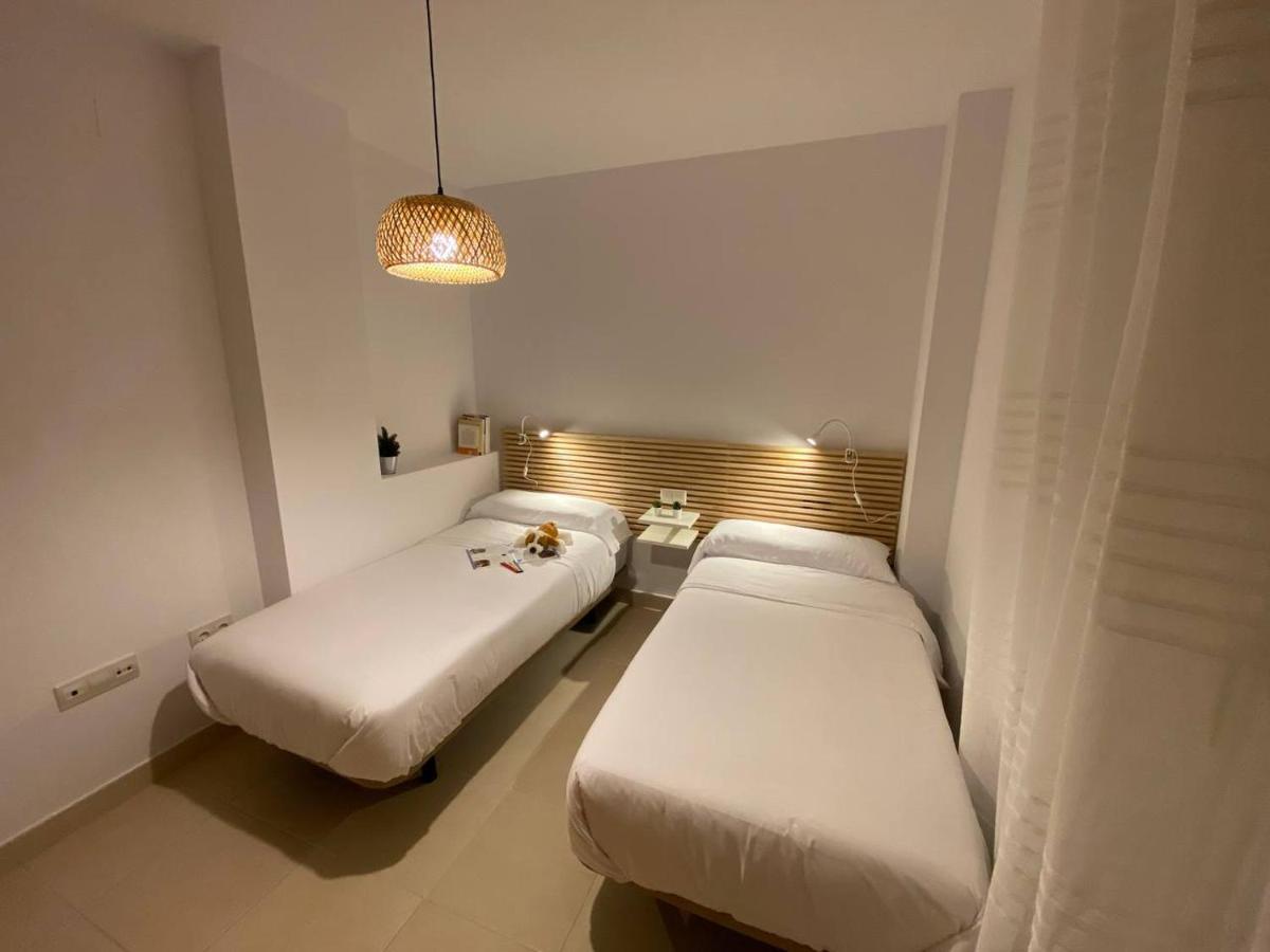 Oasis Roma Apartment Roquetas de Mar
