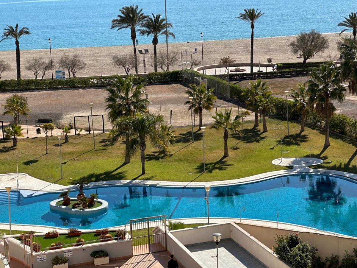 Atico Parque Salinas Beachfront Roquetas de Mar