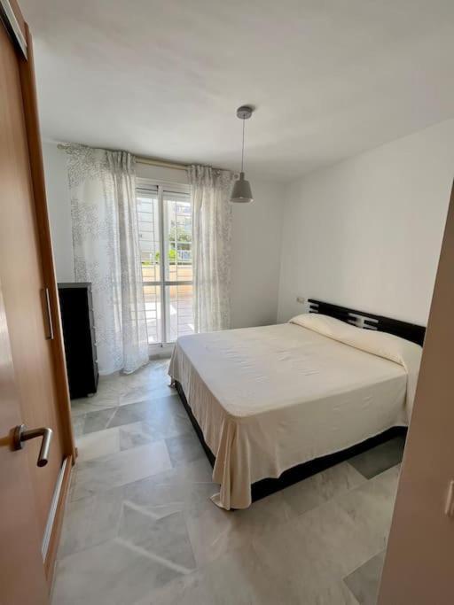 Apartment Marina Serena Golf 1ª Linea Playa *