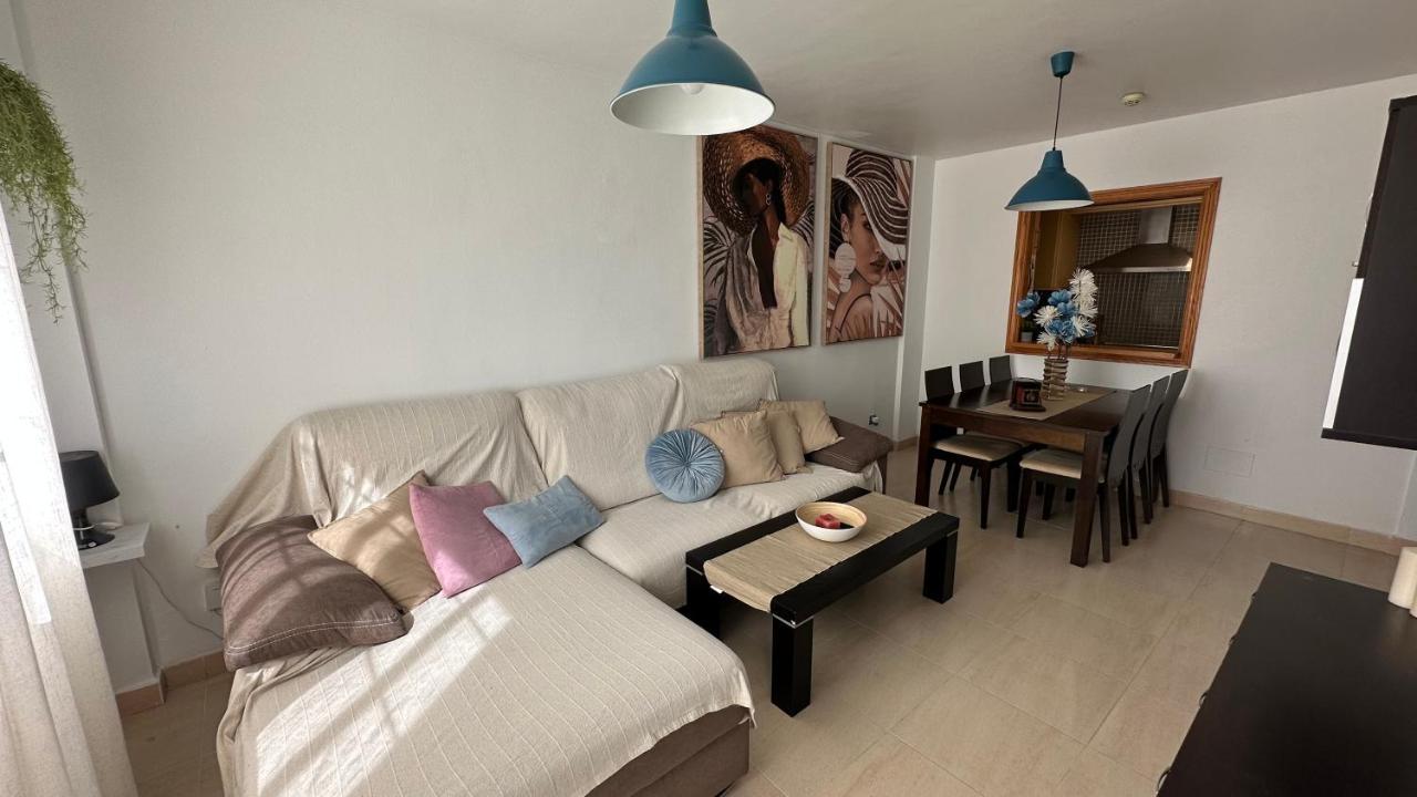 Atico Parque Salinas Beachfront *