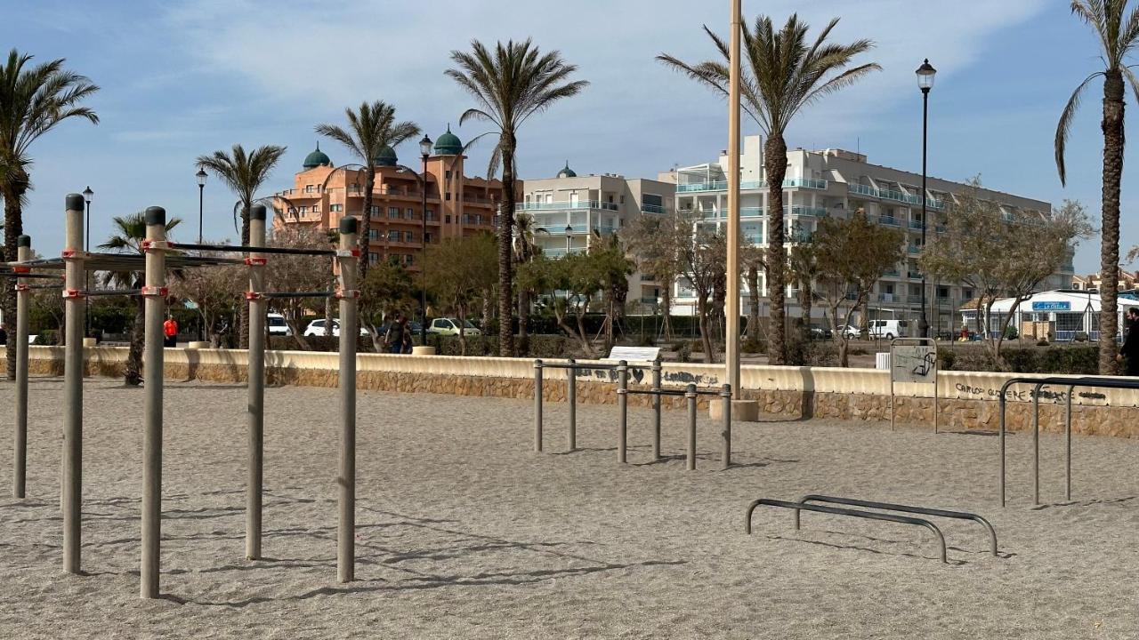 Atico Parque Salinas Beachfront * Roquetas de Mar