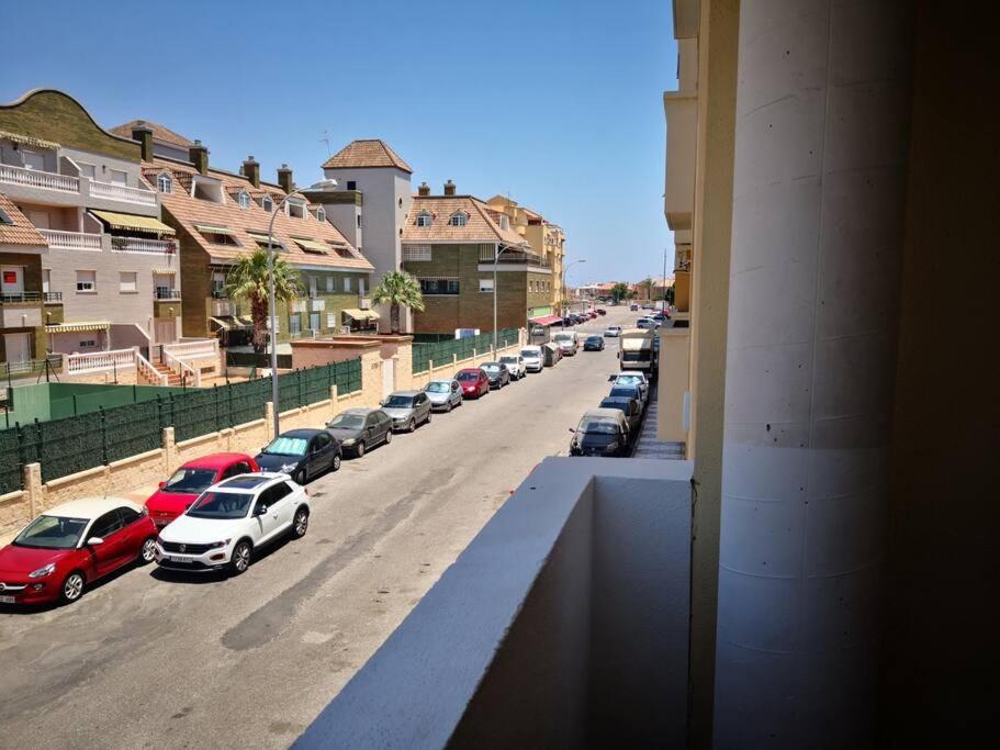 Zona Playa En Roquetas Cerca De Bares Restaurantes Y Centro Comercial Roquetas de Mar