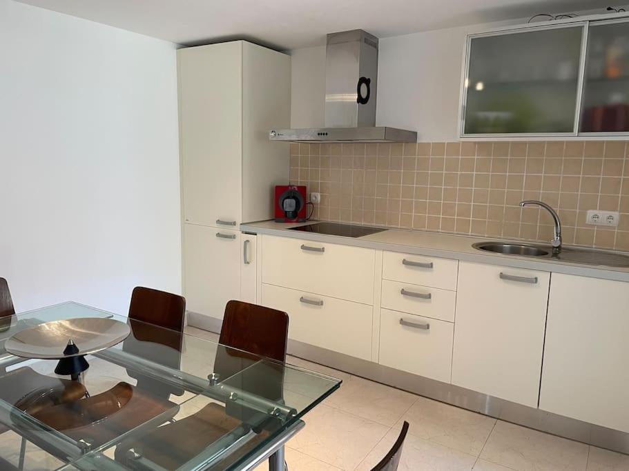 Apartamento Moderna Y Alegre Vivienda Junto Al Mar . *