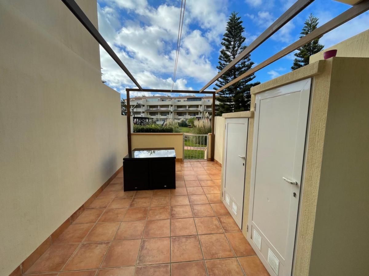 Moderna Y Alegre Vivienda Junto Al Mar . Apartamento