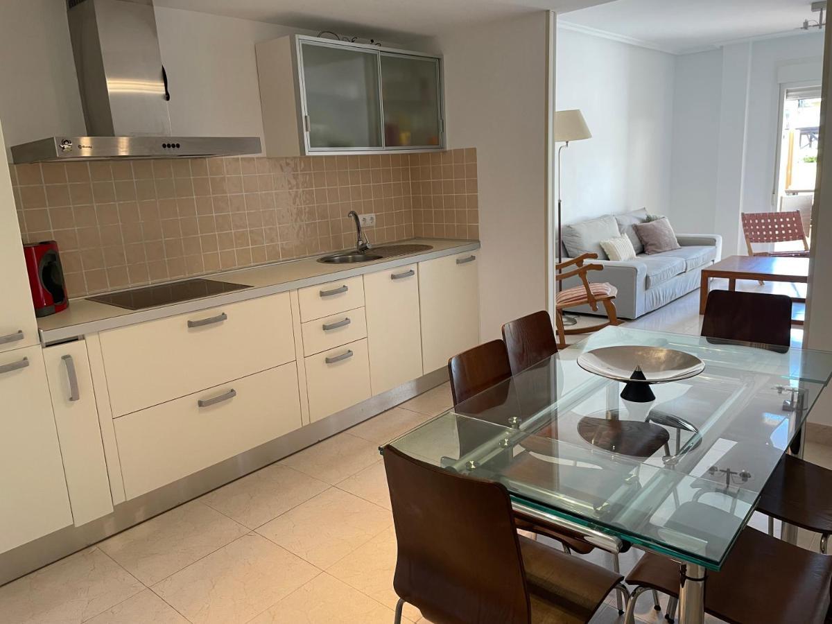 Moderna Y Alegre Vivienda Junto Al Mar . Apartamento