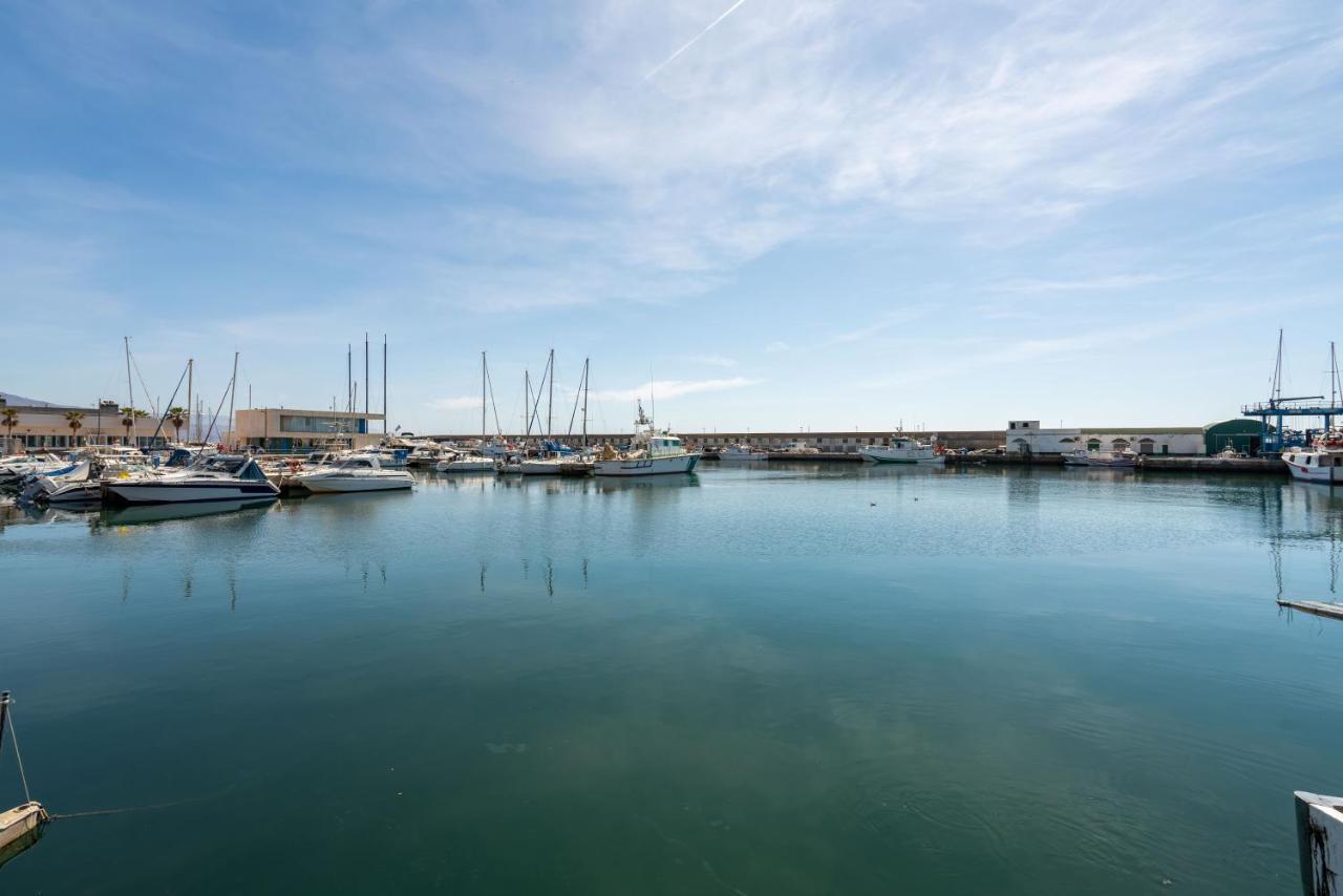 Atico Duplex Frente Al Mar Apartamento