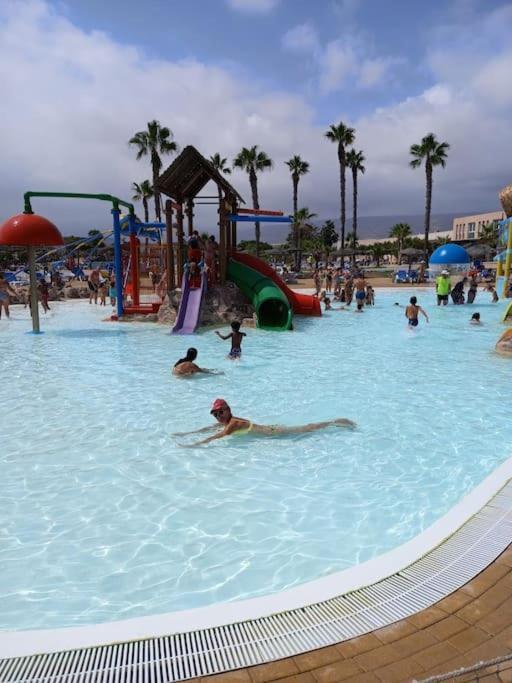 Piso Con Vistas Al Mar, Piscina, Terracita, Padel Y Zona De Juego Para Ninos Apartment Roquetas de Mar